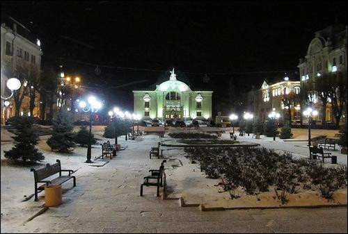 Teatralna Square-Chernivtsi必去景点