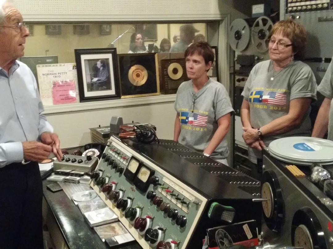 Norman and Vi Petty Rock & Roll Museum-Clovis必去景点