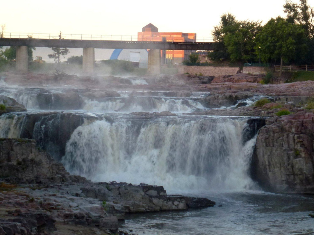 瀑布公园-苏福尔斯必去景点