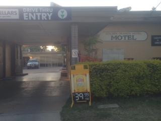 Golden Orange Hotel Motel主图