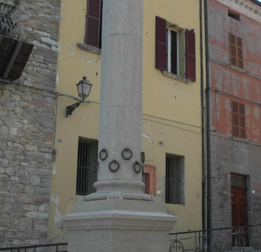 Colonna delle Anella景点图片