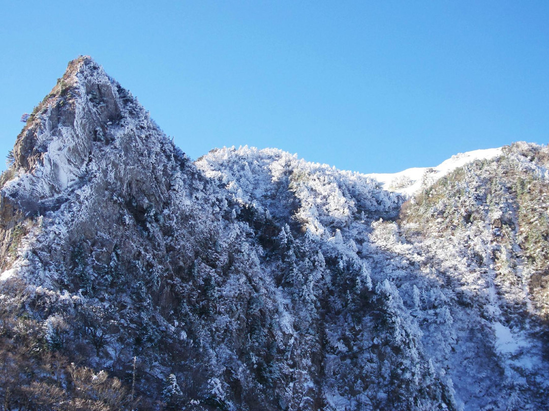 汉拿山城板岳-济州必去景点