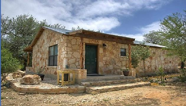 Neal's Lodges