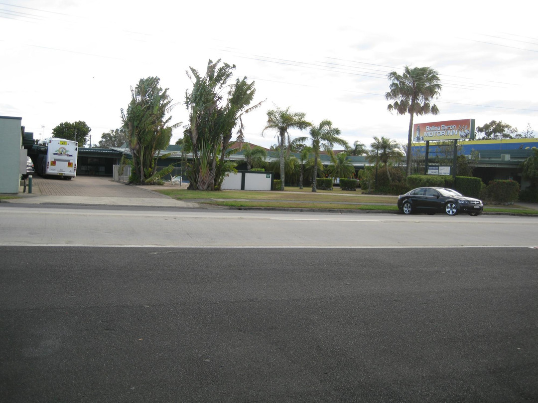 峇里那拜伦摩托旅馆主图