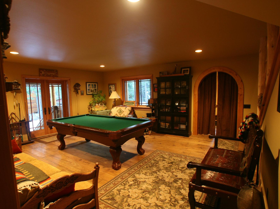 Swiss Chalet Bed and Breakfast Inn
