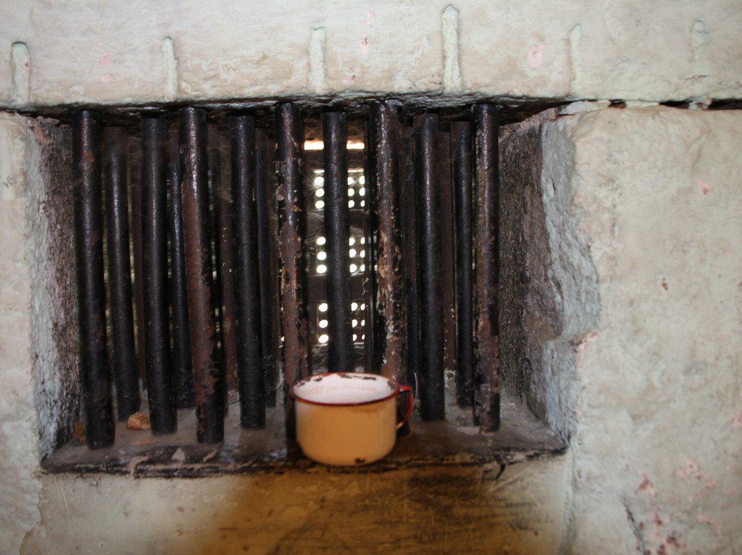 Mariposa County's Old Stone Jail-马里波萨必去景点