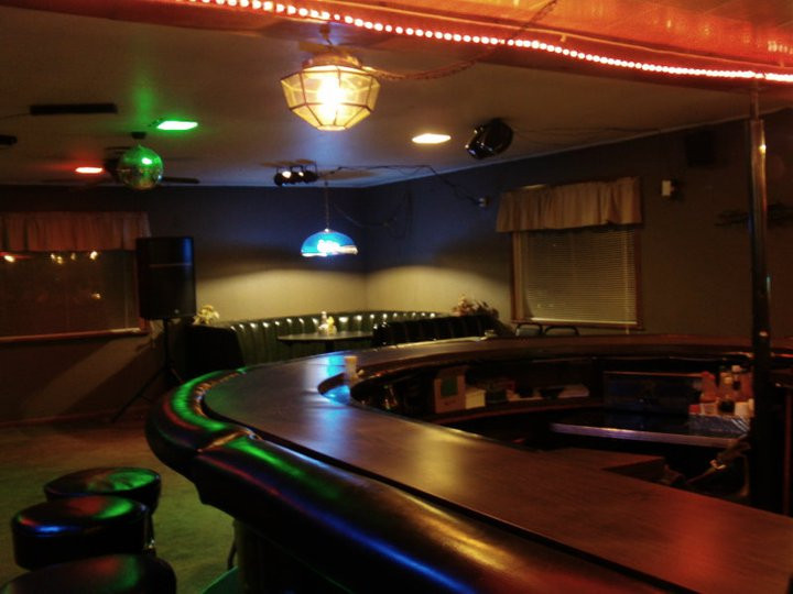 Earlville餐馆和美食-Countryside Bar & Grill