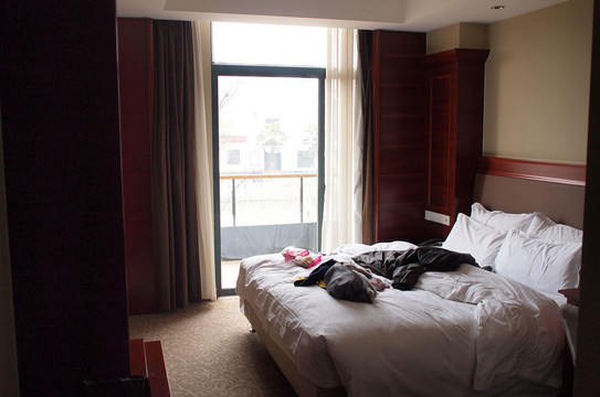 宝隆泰晤士假日酒店主图