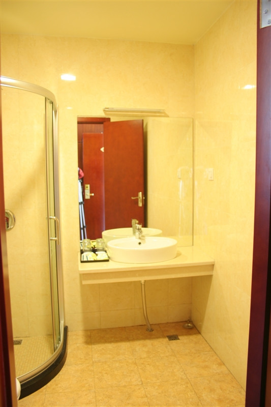 唐山如家新华东道店主图