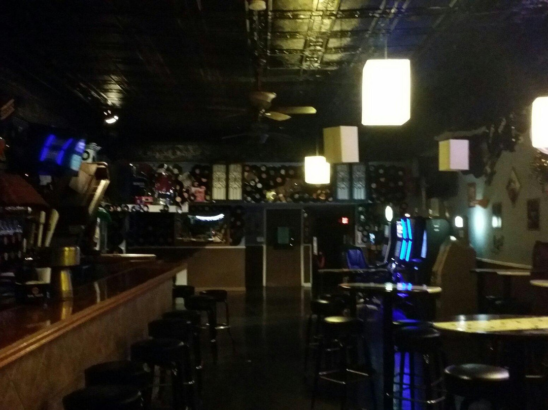 Hainesville餐馆和美食-Copas