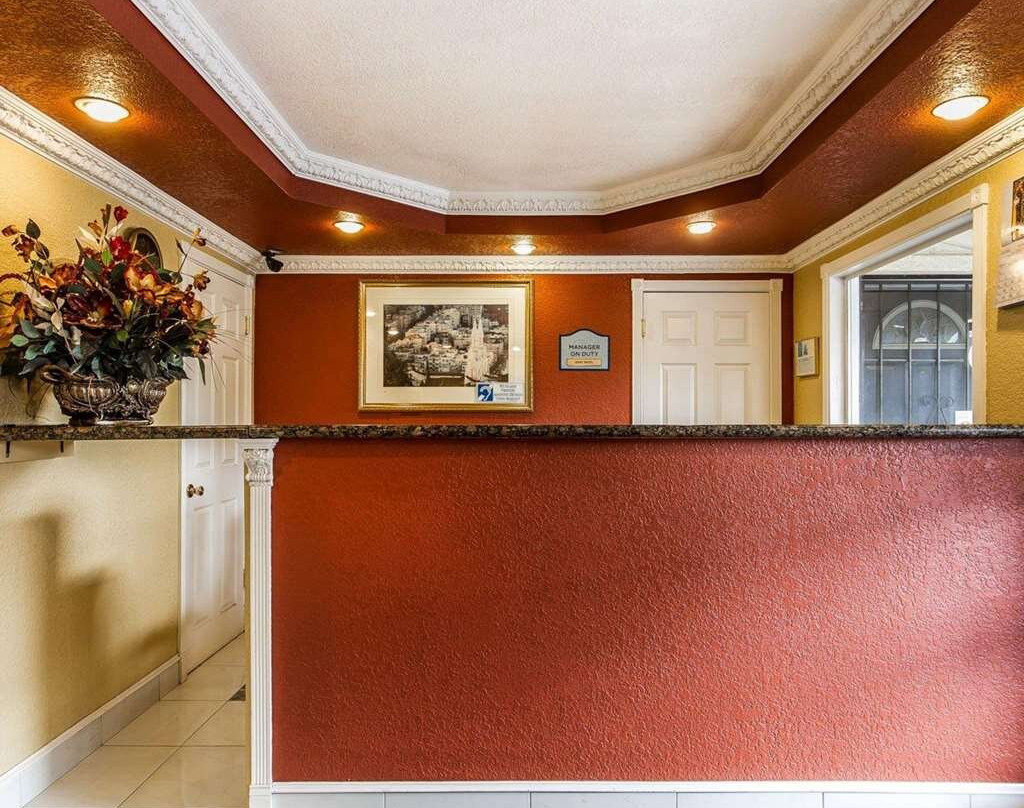 Sycamore Inn Chico主图