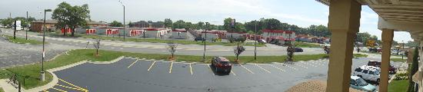 Executive Inn And Suites