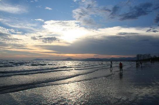 三亚游牧虎度假公寓市区海滨店-泳池