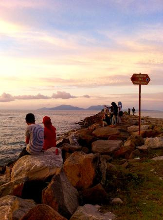 Alue Naga Beach-班达亚齐必去景点