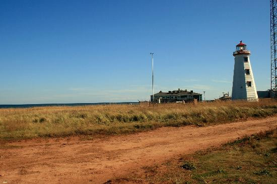 North Cape Lighthouse-Seacow Pond必去景点