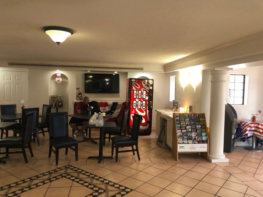 Dequincy酒店住宿-Days Inn by Wyndham Sulphur West