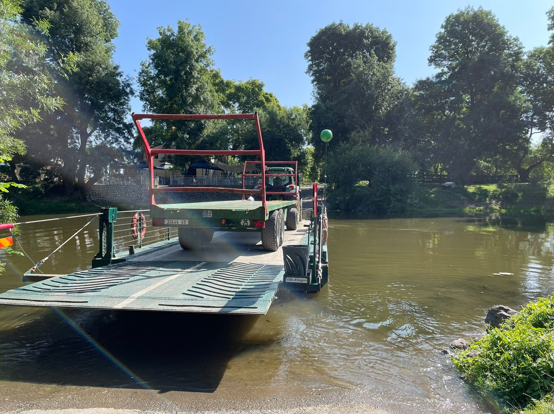 Le Château Des Forges主图