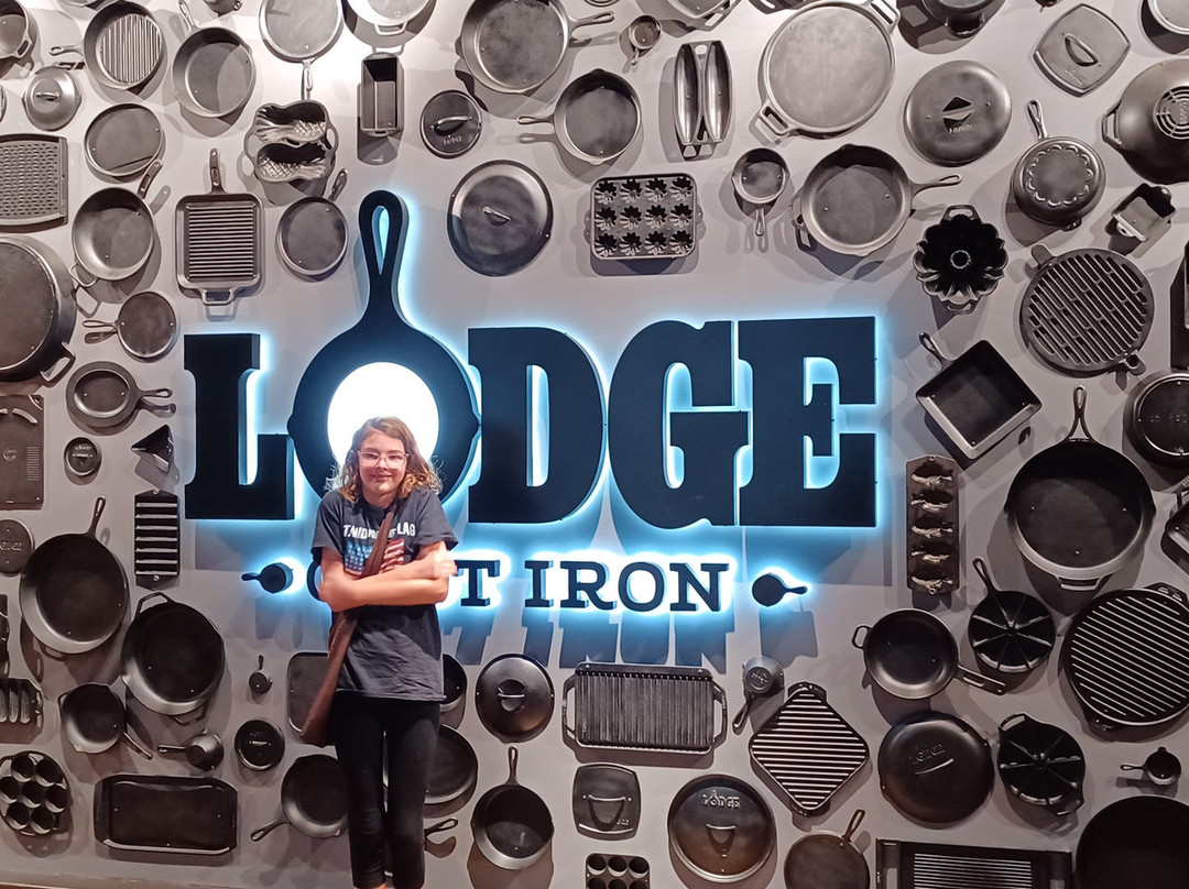 Lodge Cast Iron Factory Store - Pigeon Forge-皮金福奇必去景点