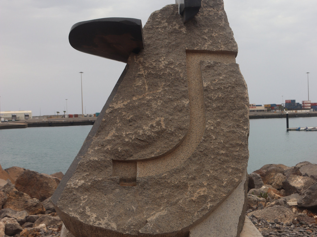 Parque escultórico "Puerto del Rosario"景点图片