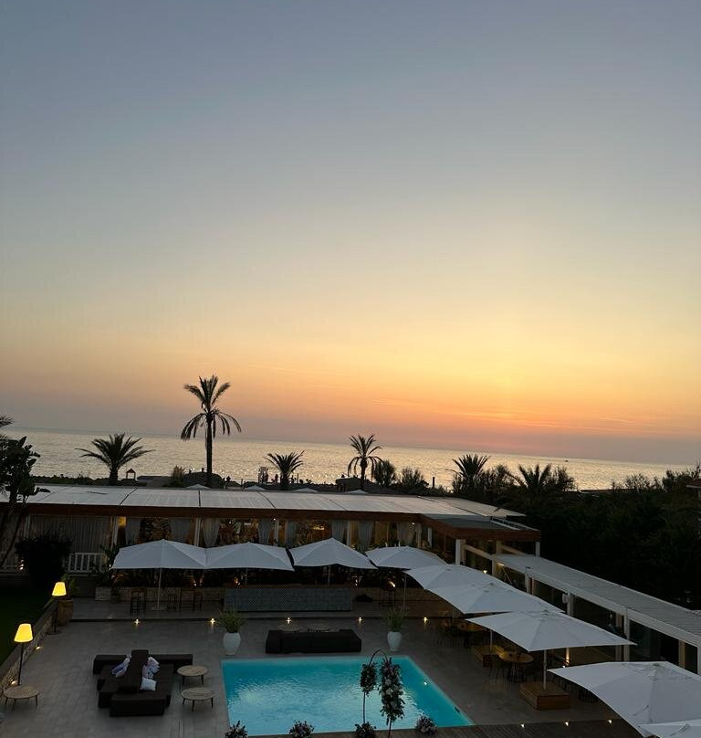 Cumeja - Beach Club & Hotel主图