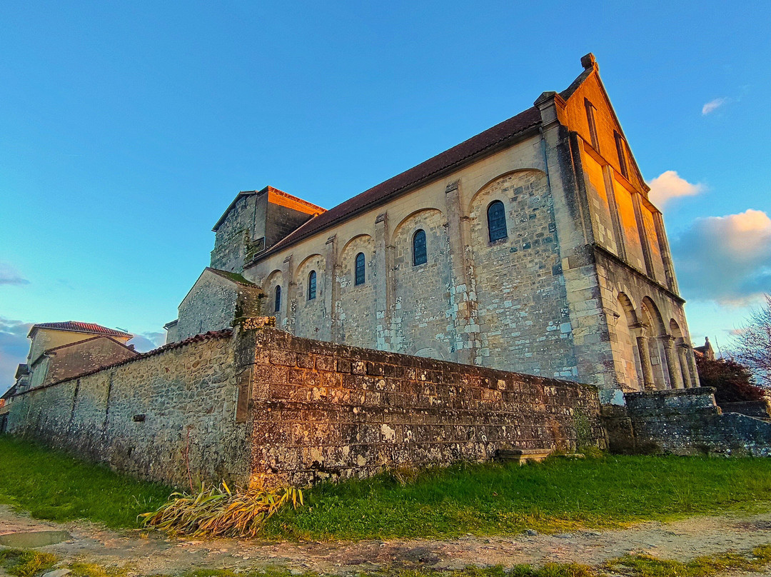 L'abbaye de Puypéroux景点图片