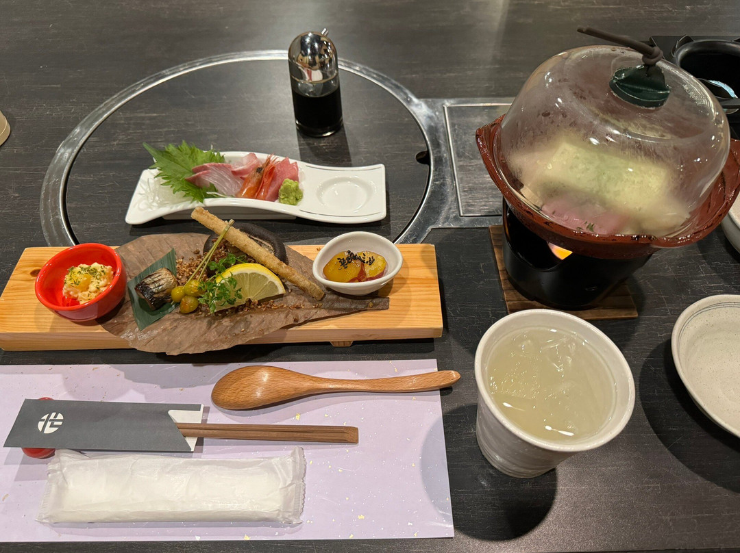 亚瓦拉诺萨图亚杜拉主图