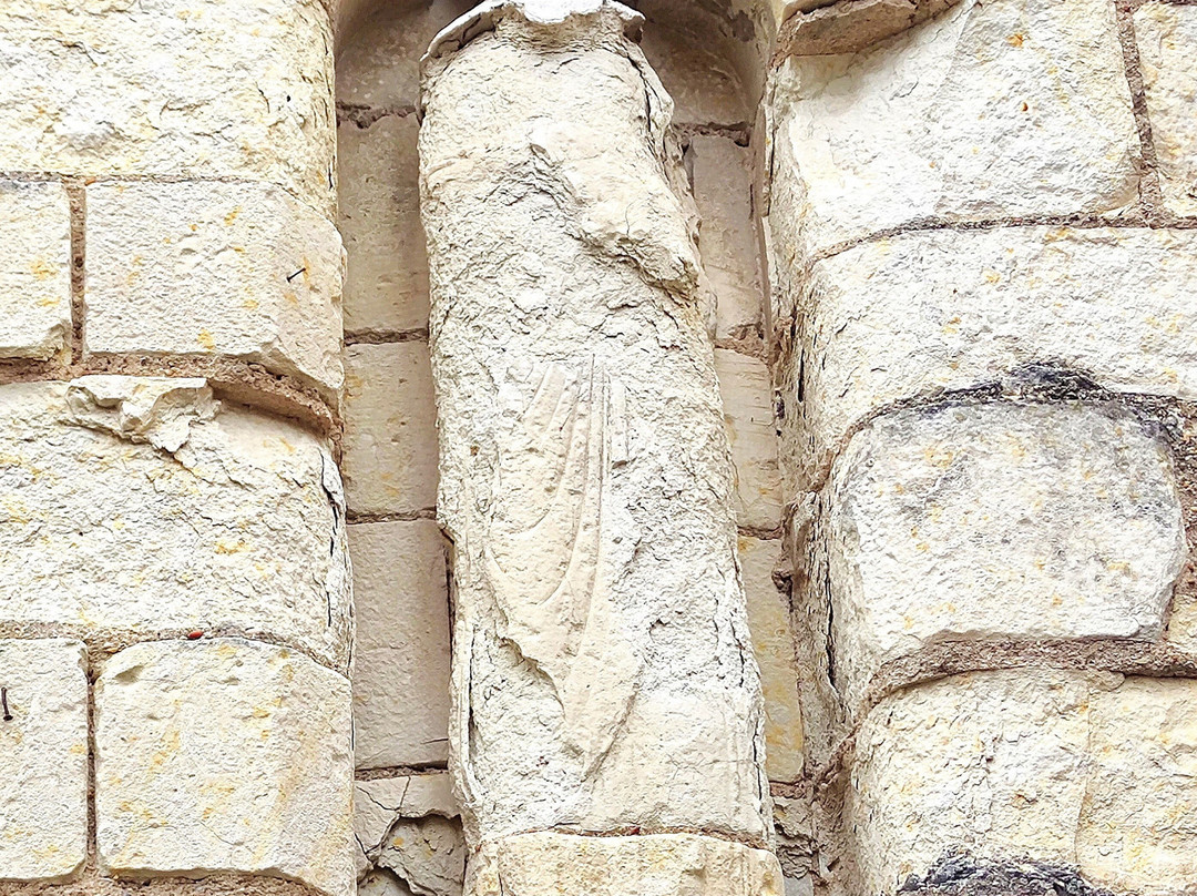 Eglise Notre-Dame à Crouzilles景点图片