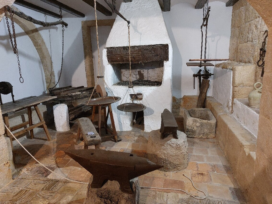 Soler Blasco Archaeological and Ethnographic Museum景点图片