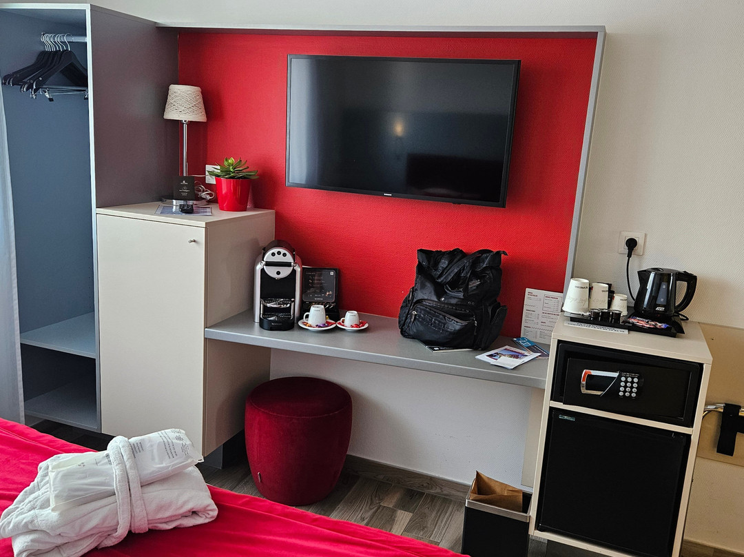Colmar Hotel主图