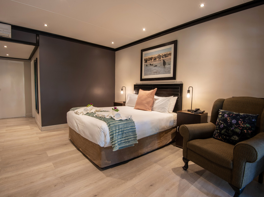 阿勒布什旅行酒店主图