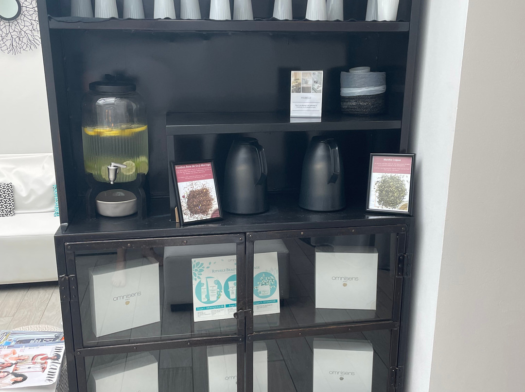 Spa by Omnisens-莱萨布勒多洛讷必去景点