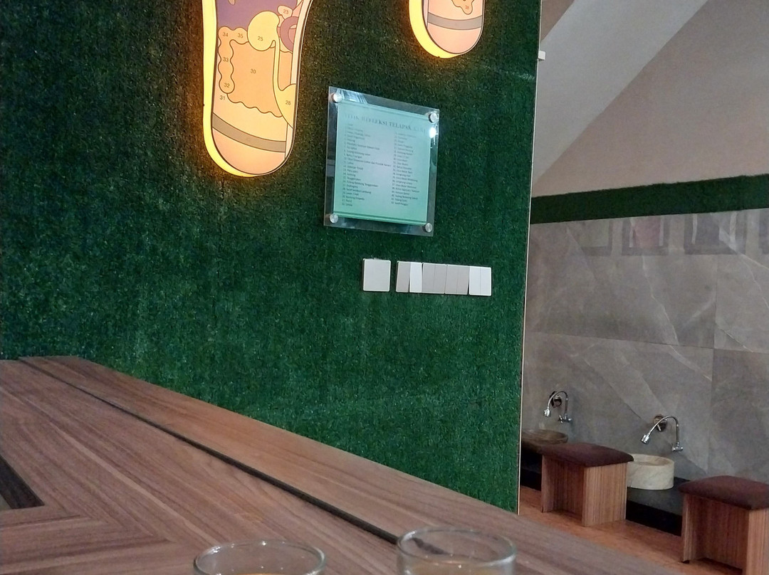 Nine Family Reflexology