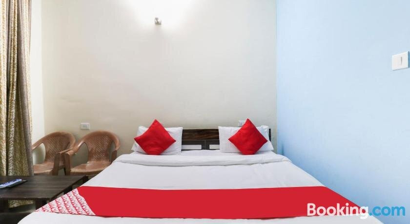 OYO 65167 Rishika Guest House