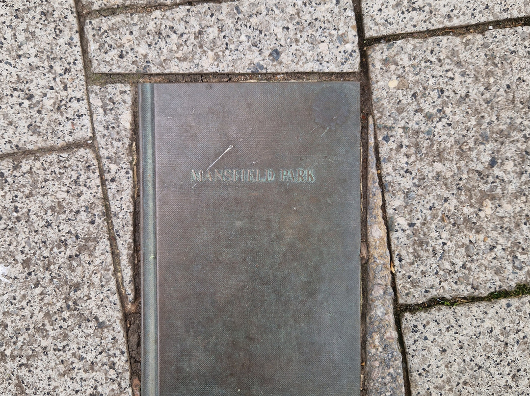 Jane Austen Statue景点图片
