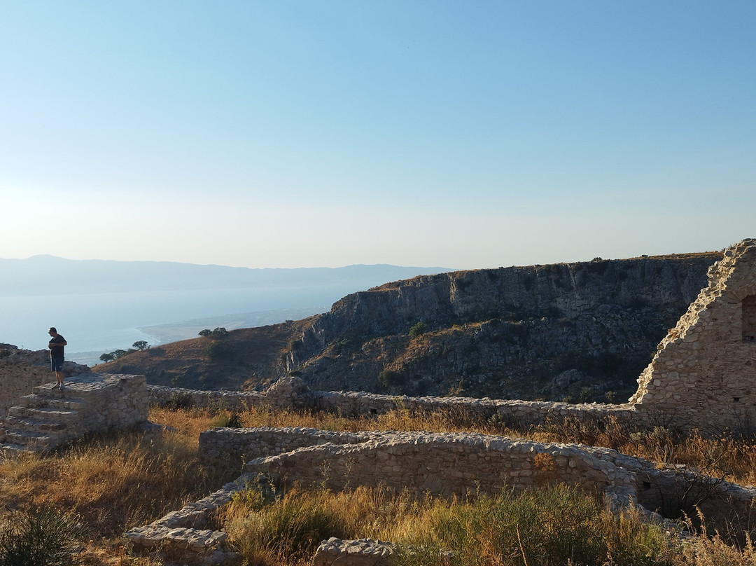 Castello di Santo Niceto-Motta San Giovanni必去景点