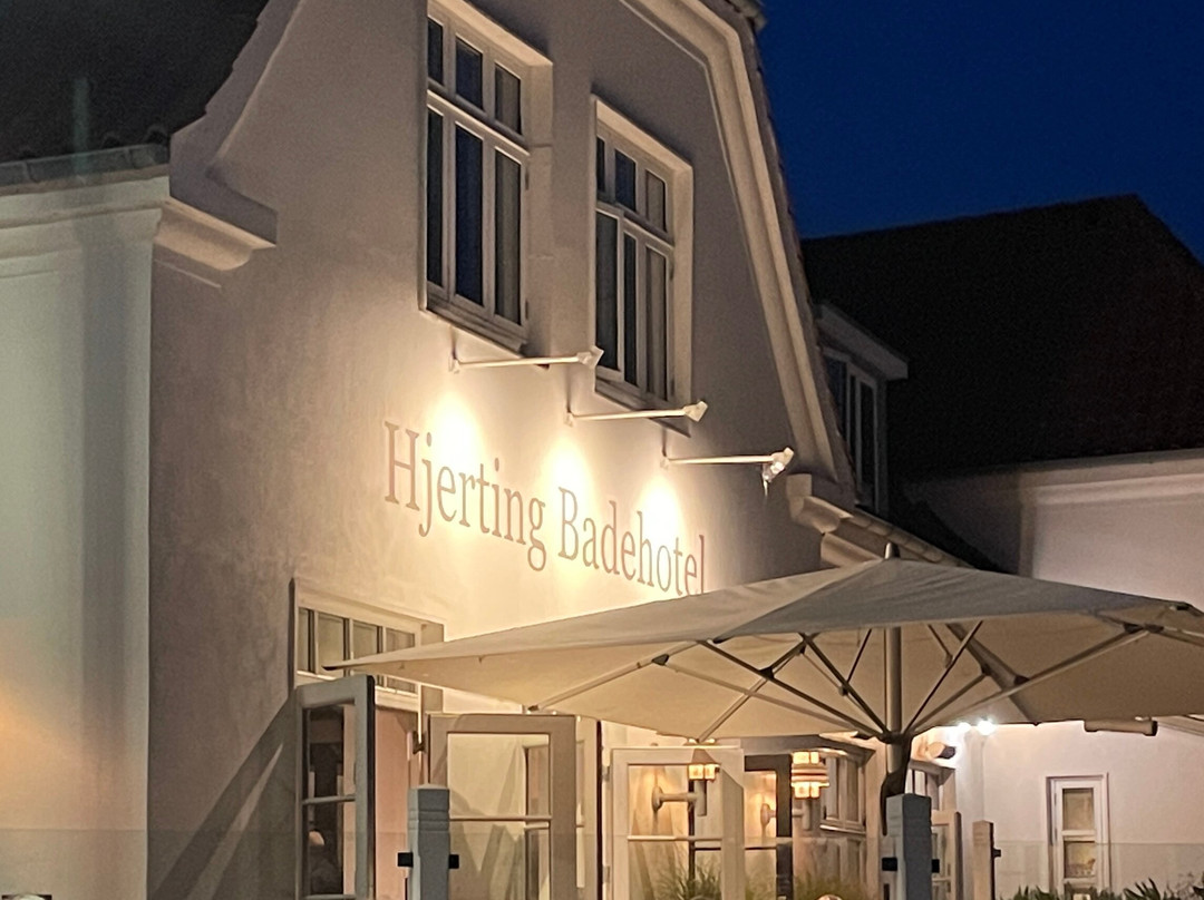 赫耶汀巴德酒店主图