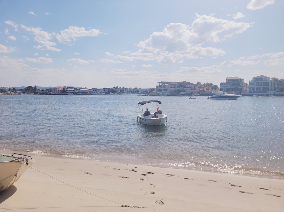 Capri Boat Hire Pty Ltd-冲浪者天堂必去景点