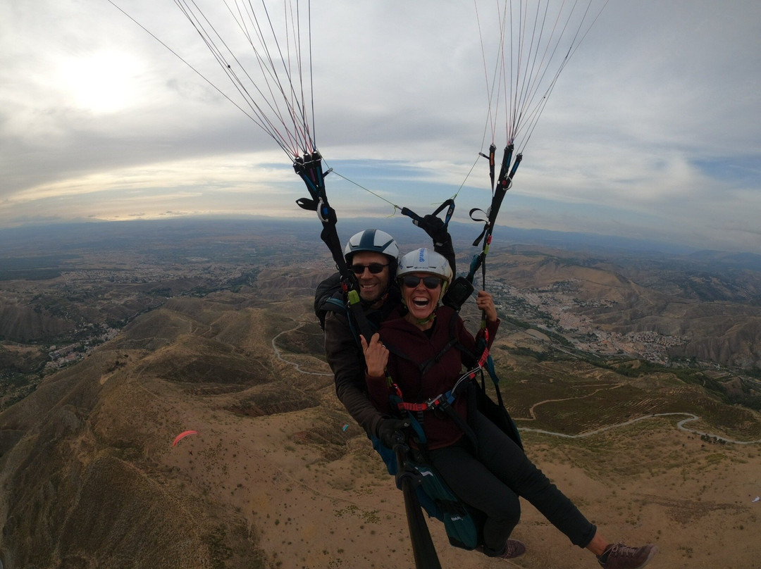 Granaltura Paragliding-格拉纳达必去景点