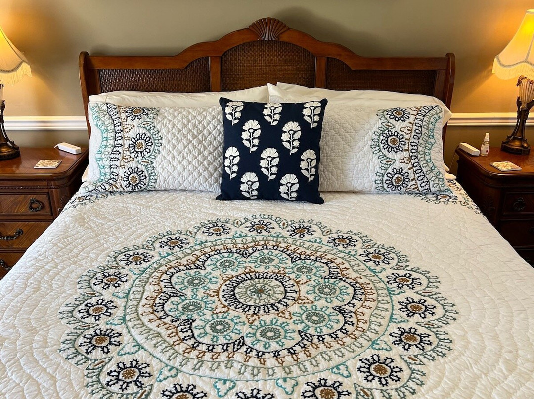 The Inn at Benicia Bay主图