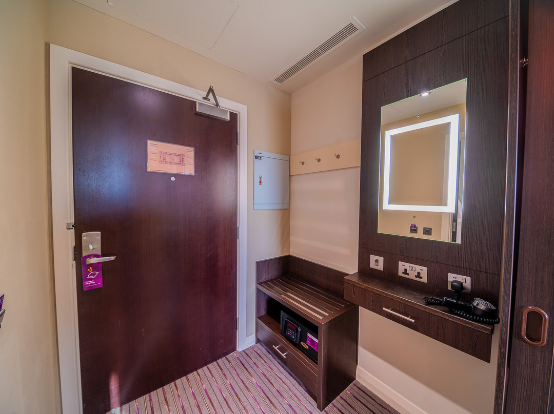 Premier Inn Doha Education City主图