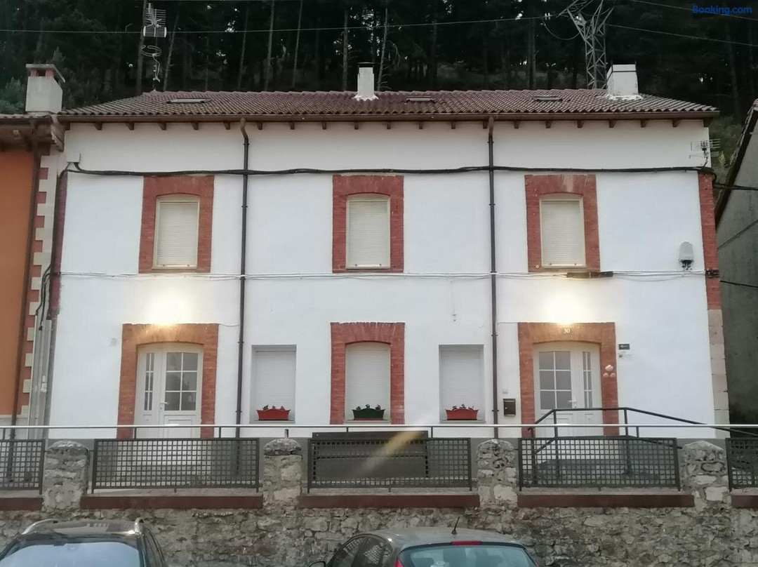 Albergue De Cervera De Pisuerga