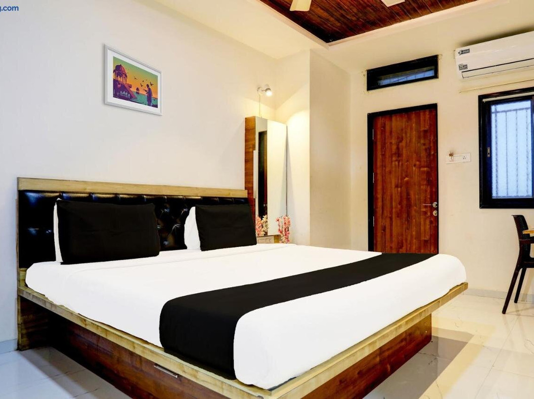 OYO Aamrai Resort