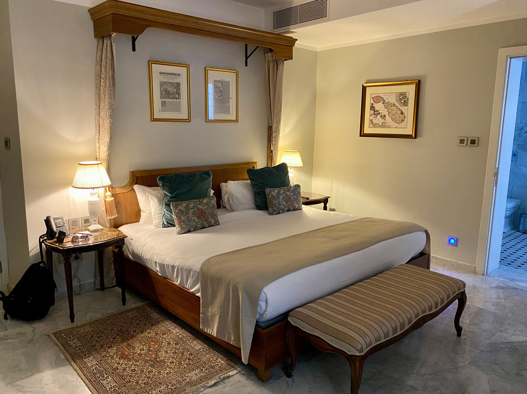 Palais Le Brun主图