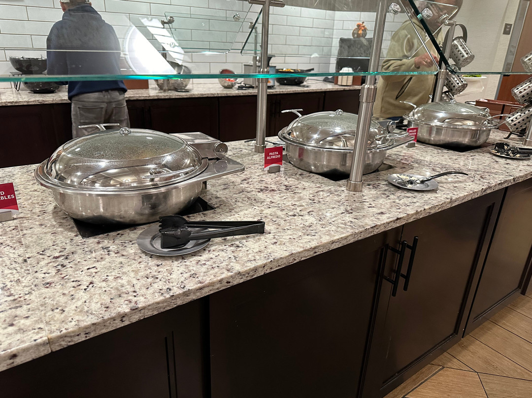 Drury Inn & Suites Birmingham Lakeshore Drive主图