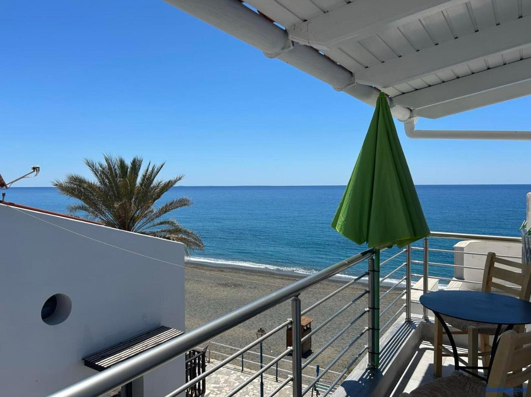 Myrtos Charm Apartments