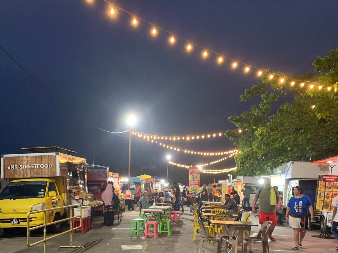 Cenang Beach Food Truck Area
