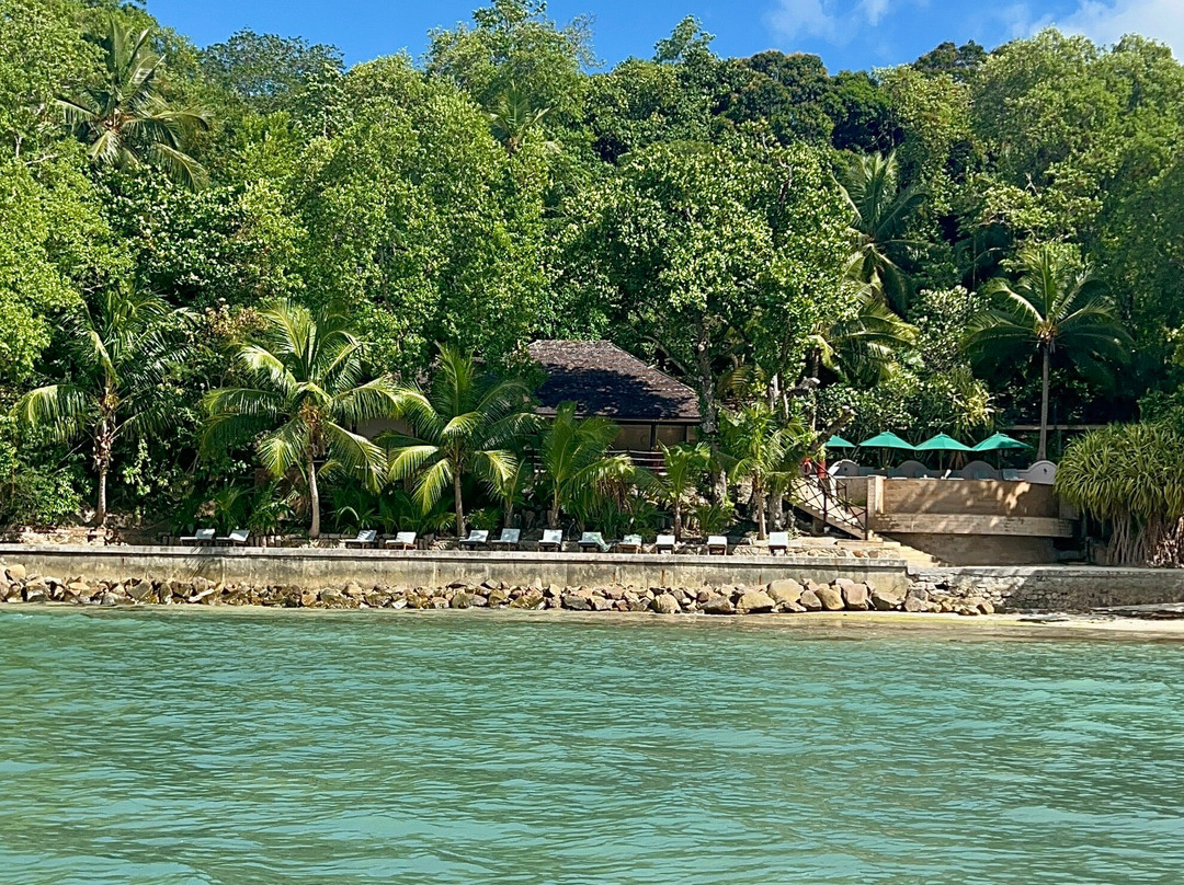 Cerf Island Resort主图