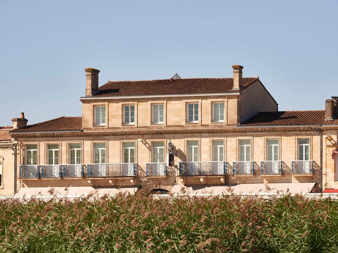 Anglade酒店住宿-Best Western Premier Hotel des Vignes et des Anges