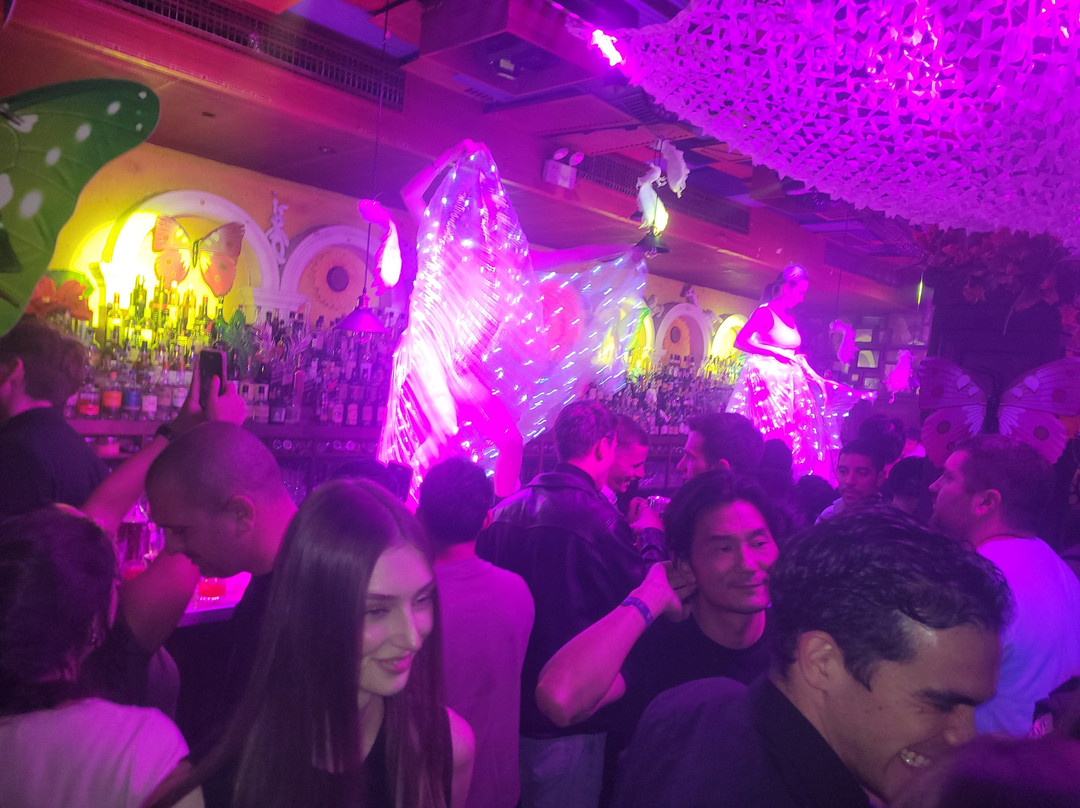 Revolution Cocktail-上海市必去景点