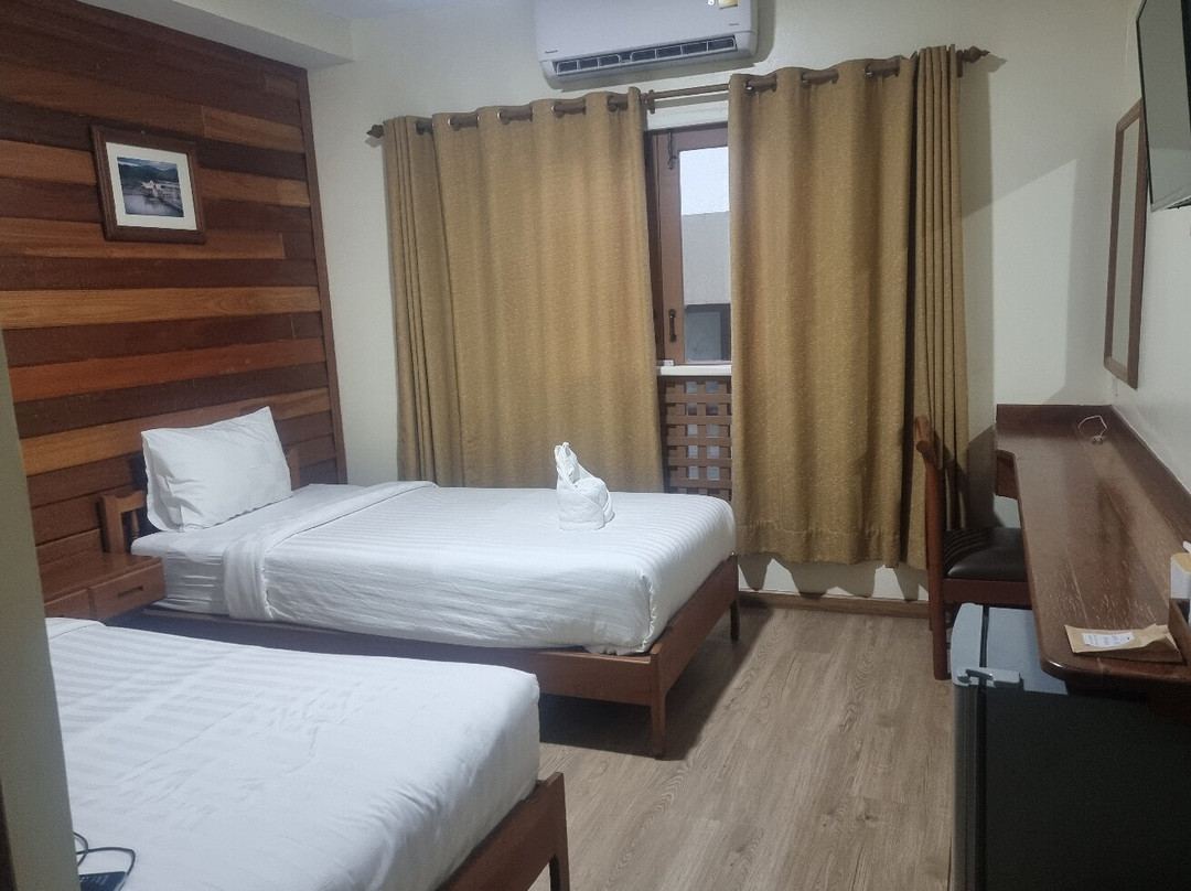 NonNee Lampang Hotel